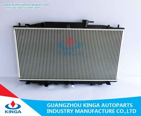 中国 Xinlifan 520 MT PA16/26 台の注文車のラジエーターのアフター・マーケット アルミニウム ラジエーター サプライヤー