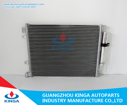 中国 92100-1HS2A 日産の明るい N17 （11-）アルミニウム コンデンサーのための自動車 AC コンデンサー サプライヤー