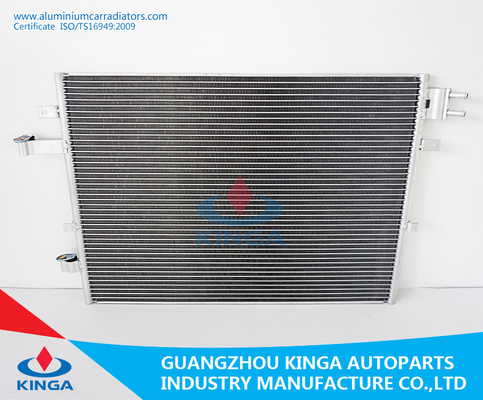 中国 OEM 1222758の高性能フォード・モンデオ（00-）のための自動ACコンデンサーReplacment サプライヤー