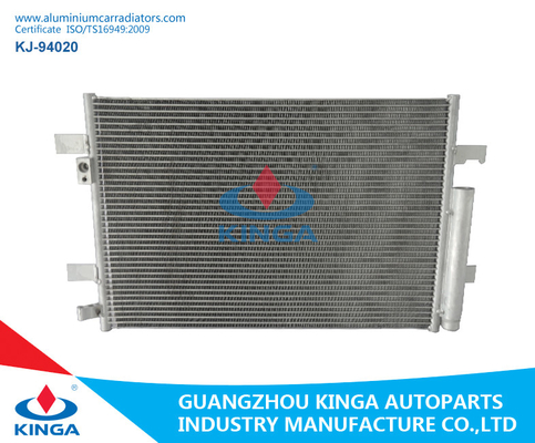 中国 A / CシボレーOEM9023972のためのアルミニウムG.M.C Brazingのコンデンサーの空気クーラー サプライヤー