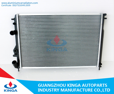 中国 日産・アルティマのための自動車のエンジンの冷却装置の現代ラジエーターの サプライヤー