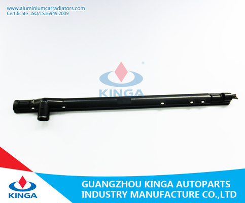 中国 堅いラジエーター プラスチック タンク OEM の LEXUS'90-94 LS400/UCF10 16400-50050/50021 サプライヤー