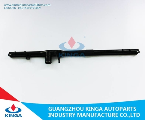 中国 自動ラジエーター トヨタCrown'98 JZS155のためのOEM 16400-46600のラジエーターのプラスチック タンクの サプライヤー