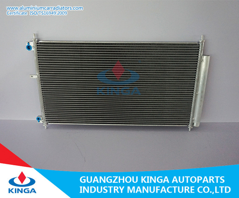 中国 ホンダCrider 13の水によって冷却されるコンデンサーの取り替え自動ACコンデンサーのための新しい設計 サプライヤー