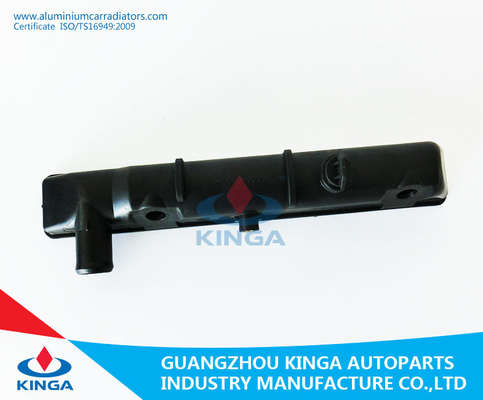 中国 OEM 17700車のVitaraのためのプラスチックRaidtaorタンク88-97 TA01 G16Aの サプライヤー