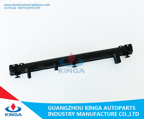 中国 17700-54G10ラジエーターのプラスチック タンク車の予備品のSuzukiのつる植物/Aerio'01-04 サプライヤー