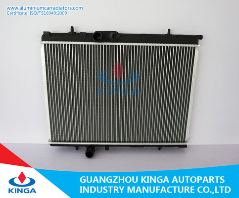 中国 KJ-15178-PA16/26注文の自動ラジエーターのプジョー・307のためのアルミニウム車のラジエーター サプライヤー