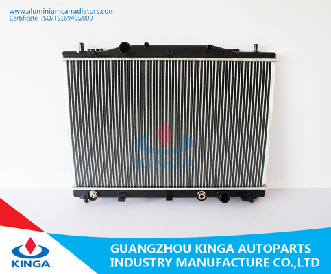 中国 フォードAcdillac Ctsのための高性能のアルミニウム ラジエーター取り替えの3.2 V6 04-04 サプライヤー