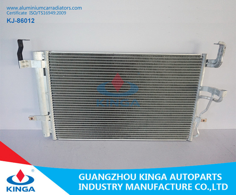 中国 ヒュンダイ・エラントラ（00-） 97606-2D000自動車ACコンデンサーの取り替え、AC単位のコンデンサー サプライヤー
