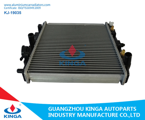 中国 L200/L300/L500/EF'960-98のためのアルミニウムDAIHATSU自動ラジエーターの サプライヤー