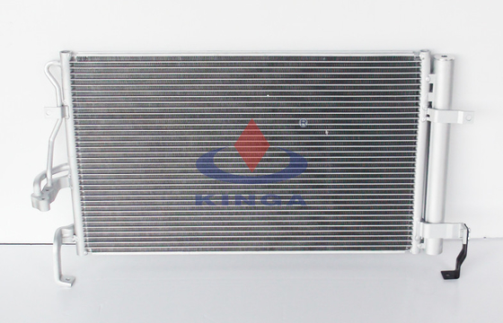 中国 ヒュンダイ Elantra のための OEM 97606-2D000 車の aircon のコンデンサー 2000 の自動車部品 サプライヤー
