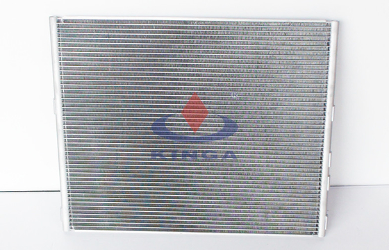 中国 OEM 8846060250 Prado 3400 のための自動車車の部品の空気調節のコンデンサー 2002 年 サプライヤー