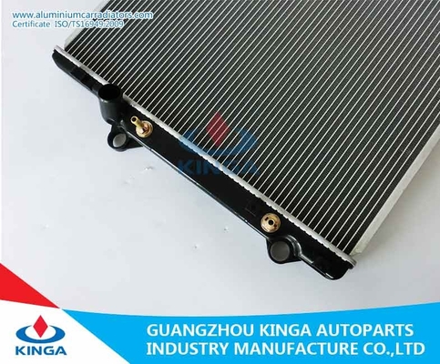 車の水漕のエンジン部分の自動車ラジエーターのトヨタ KZJ120 1KZT OEM 16400 67310 サプライヤー