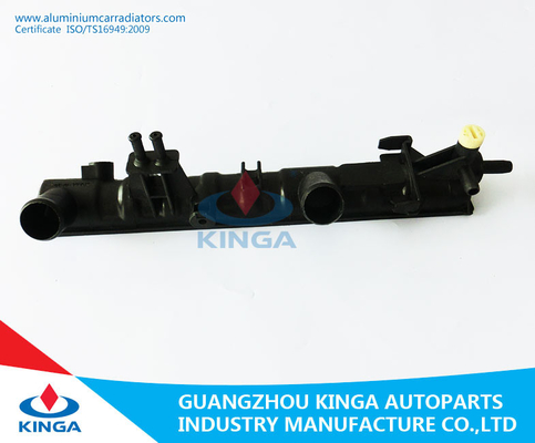 取り替えのラジエーターはKJ-42023AのG'98のASTRAのためのプラスチック、ラジエーター タンク部品をタンクに入れます サプライヤー