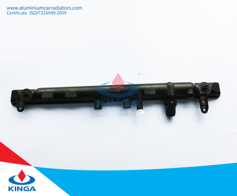 CIVIC'05 FA1の底ラジエーターのプラスチック タンク19010-PNB-A01/C01 19010-RNC-T51のため サプライヤー