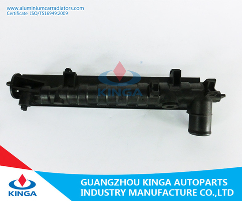 シトロエンXSARA 1.4i/1.6i'97 MTのラジエーター プラスチック タンクOEM 9633070480 42×378mm サプライヤー